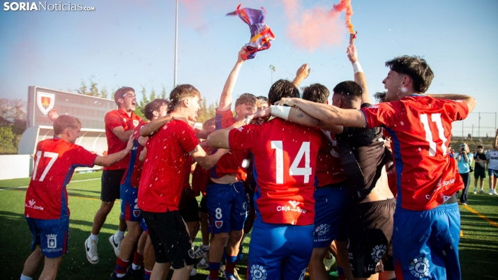 GALERÍA | El filial numantino consigue un merecido ascenso a Tercera RFEF tras superar al Betis Deportivo (2-1)