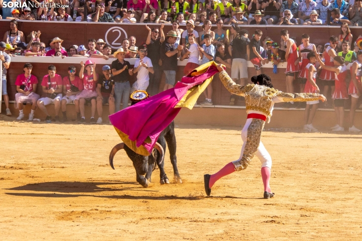 Tarde novilleril del Viernes de Toros 2025. Viksar Fotografía