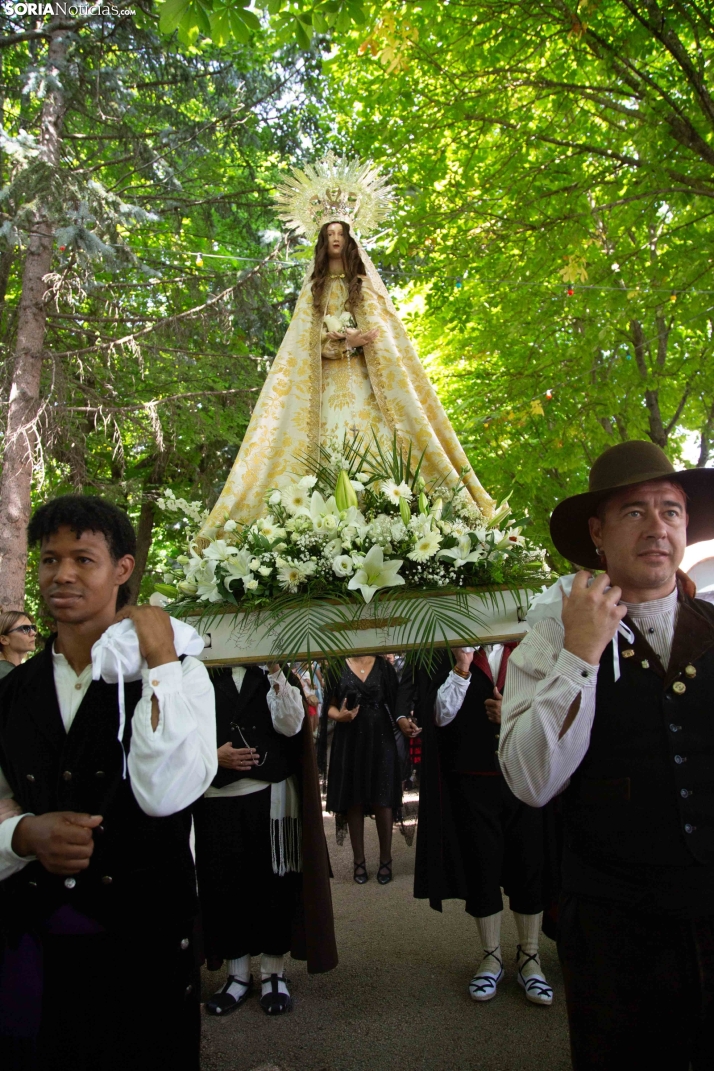 Lunes de Bailas 2025