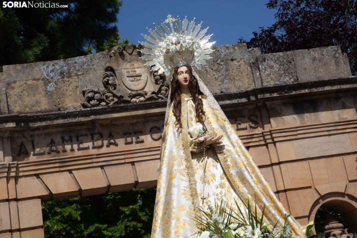 Lunes de Bailas 2025