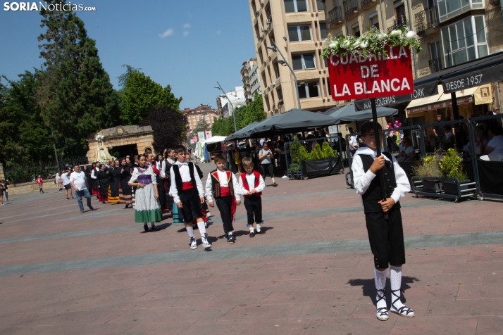Lunes de Bailas 2025
