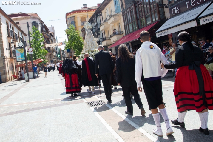 Lunes de Bailas 2025