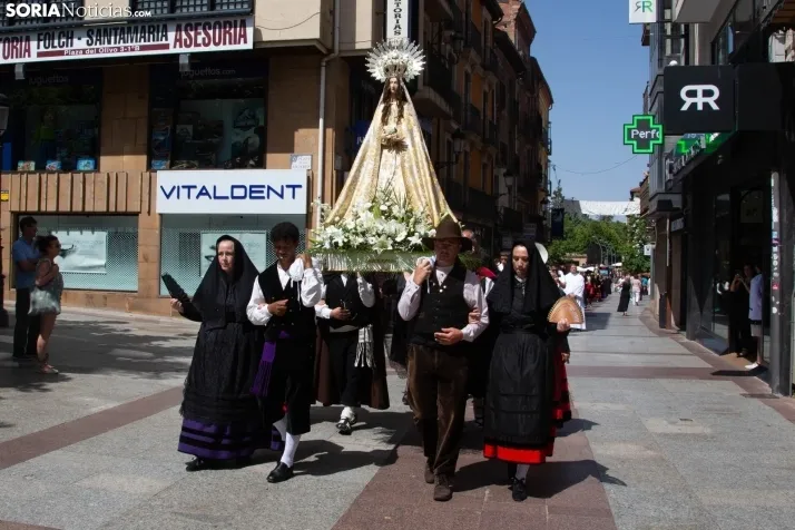 Lunes de Bailas 2025