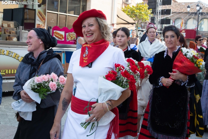 Ofrenda de flores Los Milagros 2025