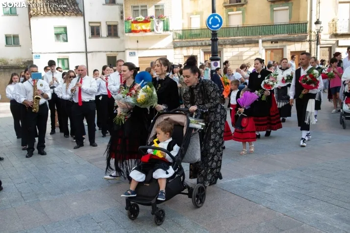 Ofrenda de flores Los Milagros 2025