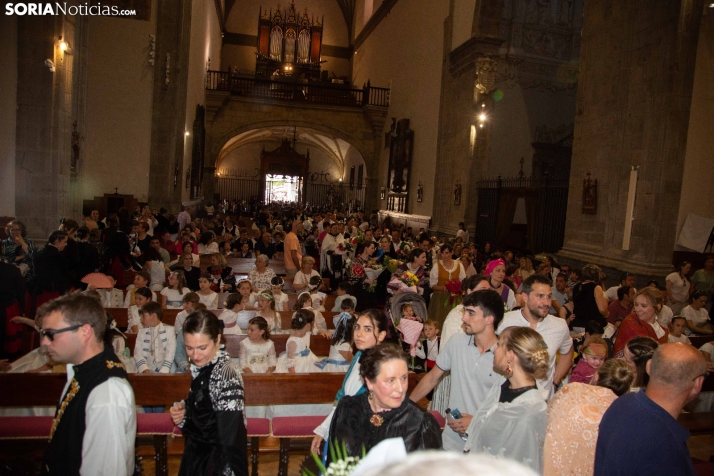 Ofrenda de flores Los Milagros 2025