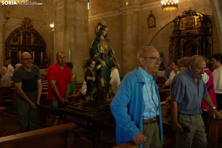 Procesión en honor a San Quirico y Santa Julita