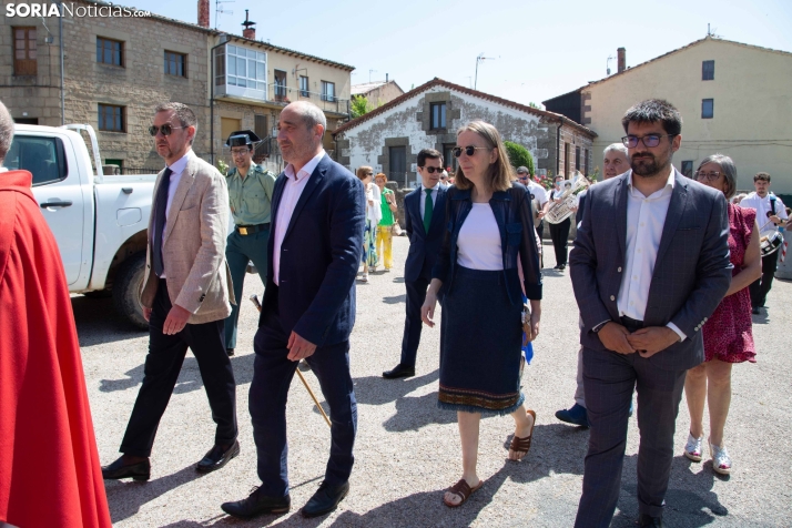 Procesión en honor a San Quirico y Santa Julita