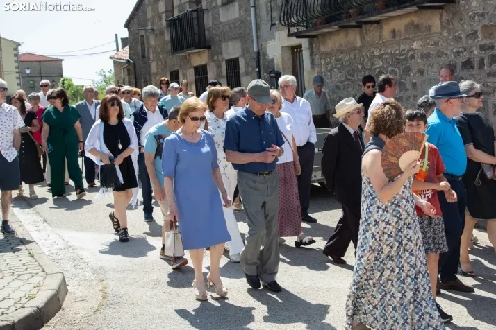 Procesión en honor a San Quirico y Santa Julita