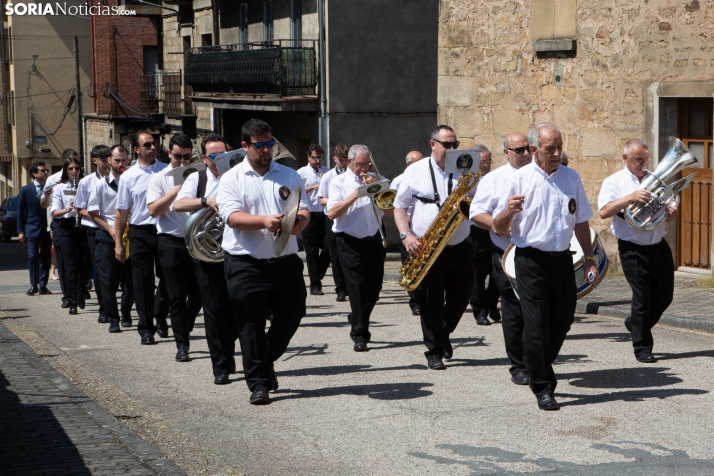 Procesión en honor a San Quirico y Santa Julita