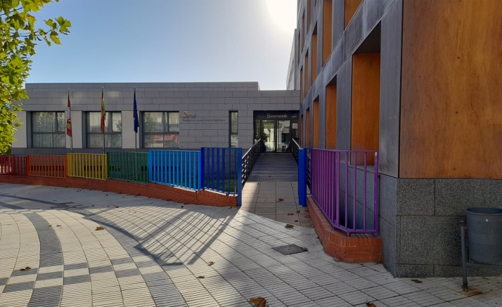 Los jóvenes de Castilla y León entre 18 y 26 años ya pueden pedir plaza en una de las ocho residencias juveniles a los mismos precios de los últimos doce años