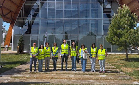 La apuesta por la bioeconomía: técnicos de FOES visitan Resinas Naturales en Almazán