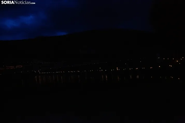 El viento desafía a las Luces del Duero