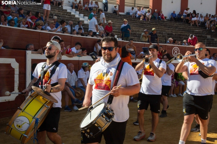 Viernes de Toros 2025 matinal plaza