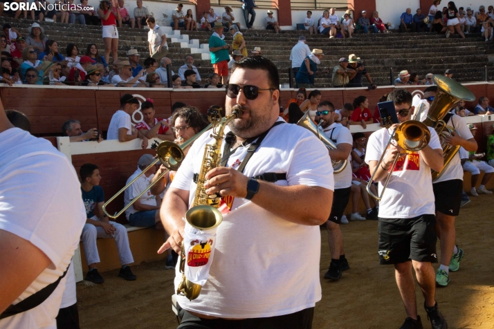 Viernes de Toros 2025 matinal plaza