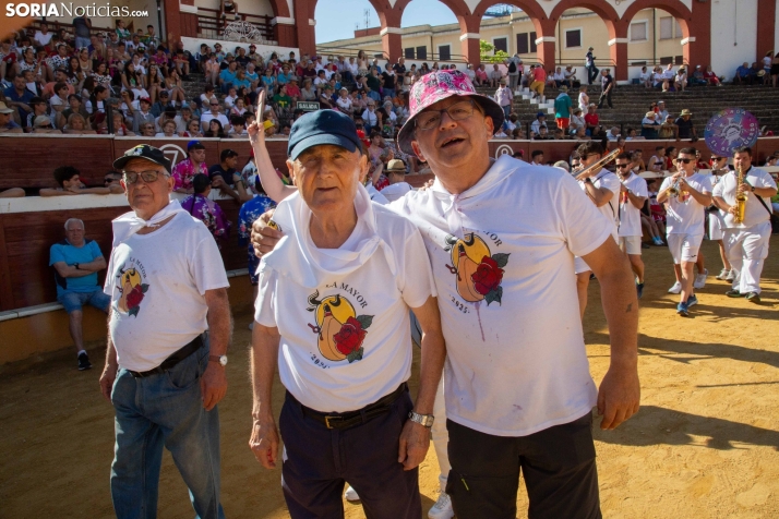 Viernes de Toros 2025 matinal plaza