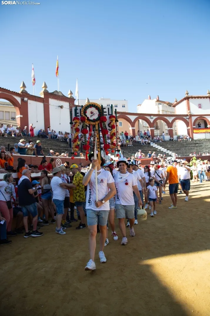 Viernes de Toros 2025 matinal plaza