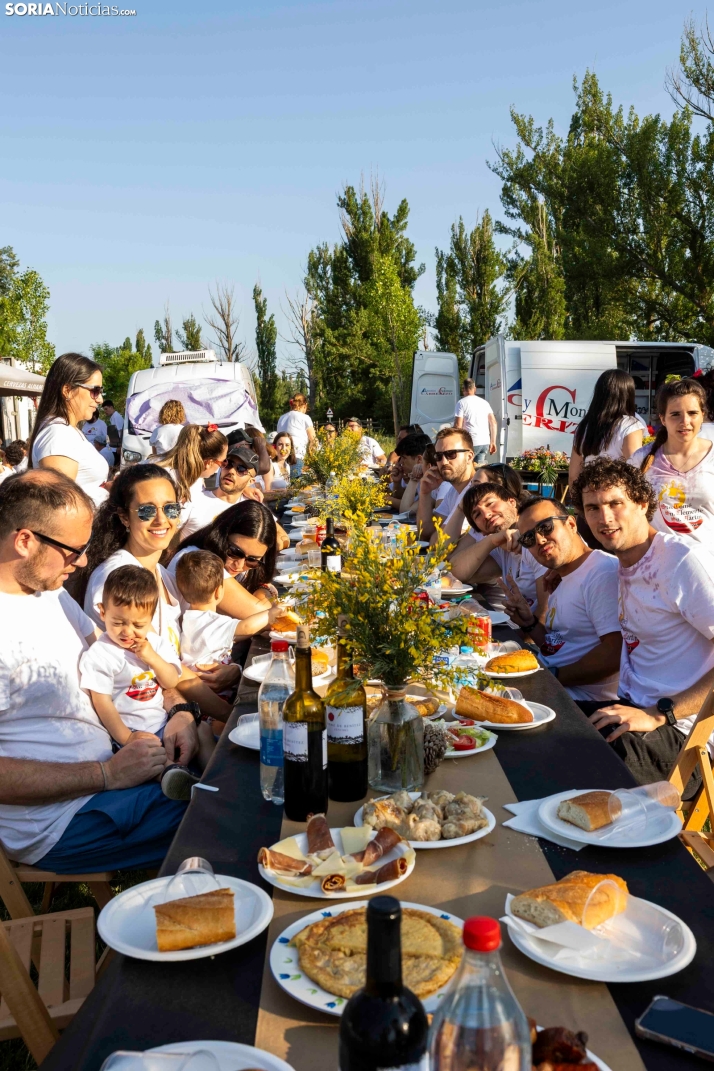 Merienda de la 'Compra' 2025./ Viksar Fotografía