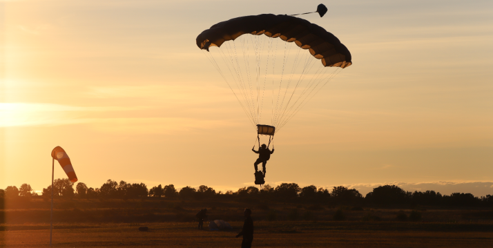 900 paracaidistas conquistarán el aeródromo de Garray para llevar a cabo prácticas militares