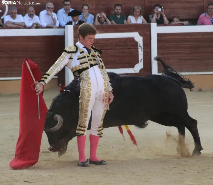 Una imagen de la lidia hoy en San Benito. /Santos Gómez
