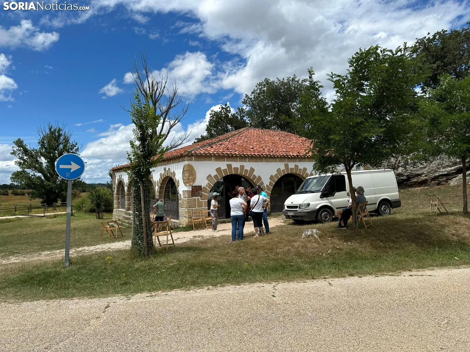 Foto 9 - La Barriada pone el broche de oro a sus fiestas con una jornada de hermandad y tradici&oacute;n