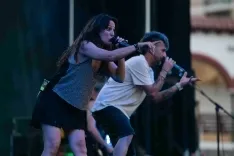 Soria baila al ritmo del mejor rock. Imágenes de Alma Perra fotografía.