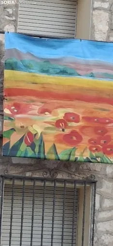 Una imagen de los balcones que lucen coloridos en Castillejo. /SN