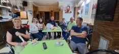 Foto 4 - Pasi&oacute;n por San Ferm&iacute;n en este pueblo de Soria: Cantan al patr&oacute;n, ven el encierro y lo comentan