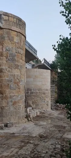 Foto 4 - El alcalde de San Esteban denuncia un nuevo derrumbe del puente