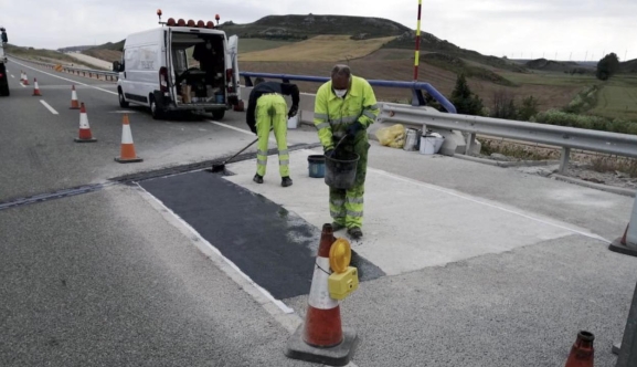 Luz verde al mantenimiento de tramos de la A-15, N-111 y N-2 por más de 10 M€