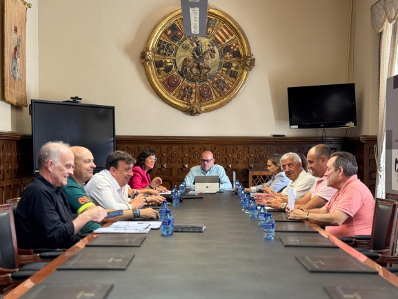 Luz verde al preacuerdo para garantizar el futuro de la residencia de El Royo