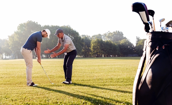 El Club de Golf Soria ofrece cursos para aprender de la mano de un profesional durante todo  agosto