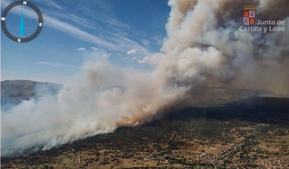 Declarado Índice de Gravedad Potencial 2 (IGR2) en el incendio forestal de La Chinita, en Navaluenga (Ávila), y Situación Operativa 2a, en Castilla y León