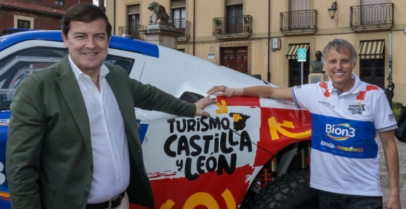 Jesús Calleja, nuevo embajador de Castilla y León en el Dakar y la Baja Aragón