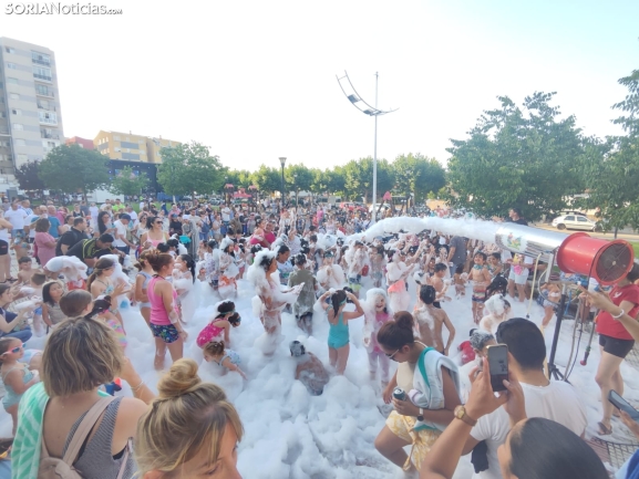 La Barriada se prepara para sus fiestas de verano: Verbenas, charangas, toros de fuego o parques infantiles