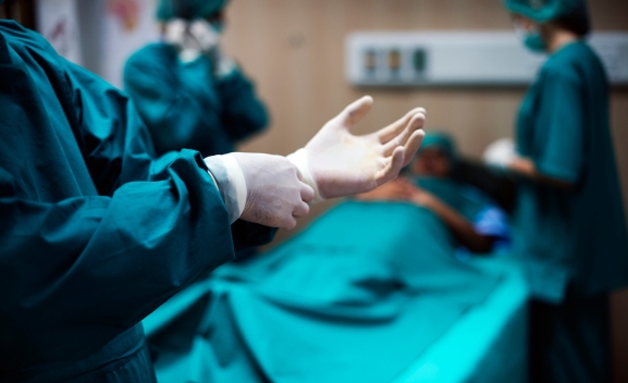 La lista de espera quirúrgica en CyL baja a 80 días
