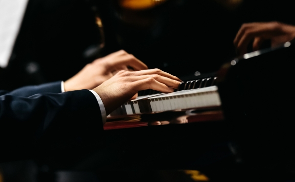 El virtuoso del piano boogie woogie que llega a uno de los escenarios más singulares de Soria