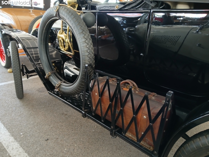 GALER&Iacute;A | Los cl&aacute;sicos despiertan la admiraci&oacute;n de decenas de sorianos en la XXXVI Concen