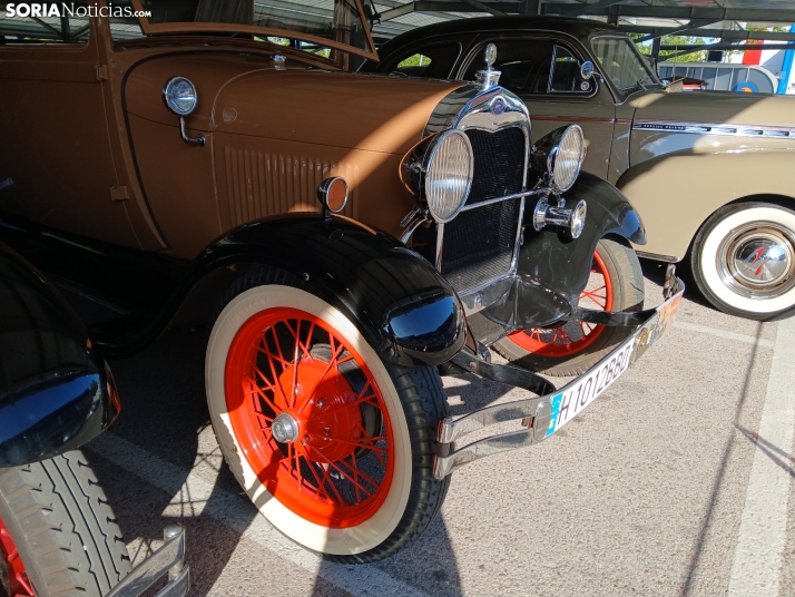 GALER&Iacute;A | Los cl&aacute;sicos despiertan la admiraci&oacute;n de decenas de sorianos en la XXXVI Concen