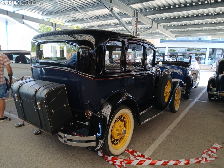 GALER&Iacute;A | Los cl&aacute;sicos despiertan la admiraci&oacute;n de decenas de sorianos en la XXXVI Concen