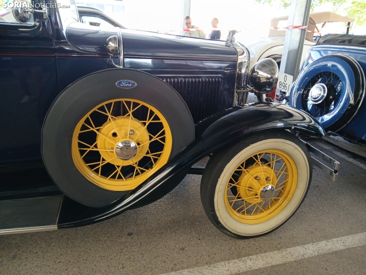 GALER&Iacute;A | Los cl&aacute;sicos despiertan la admiraci&oacute;n de decenas de sorianos en la XXXVI Concen