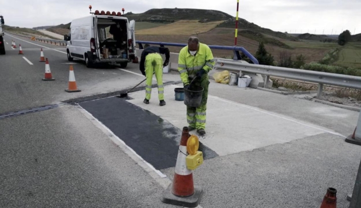 Luz verde al mantenimiento de tramos de la A-15, N-111 y N-2 por más de 10 M&euro;