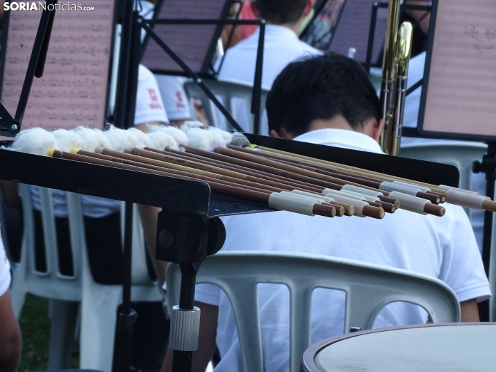 Una imagen del estreno veraniego de la Banda municipal de Música. /PC