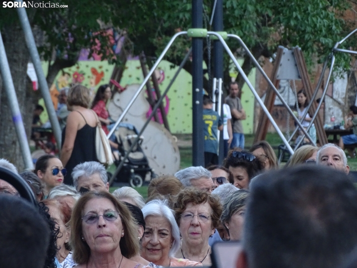 Una imagen del estreno veraniego de la Banda municipal de Música. /PC
