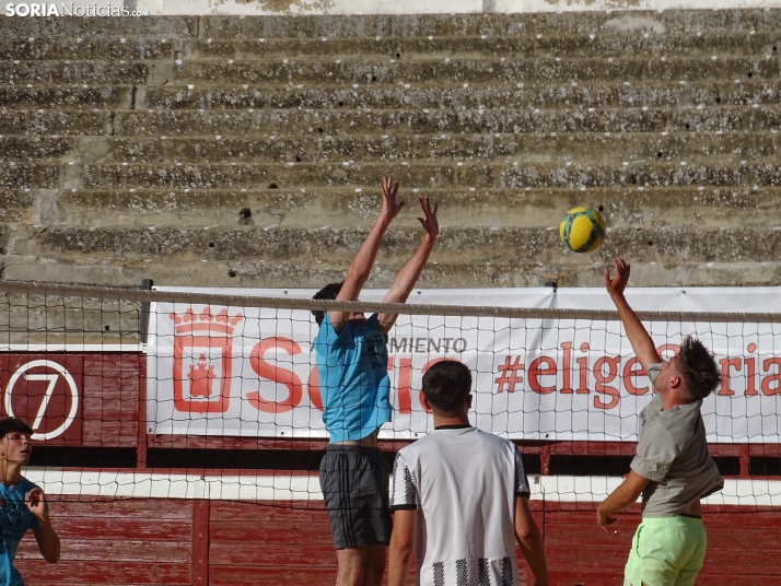 Una imagen del coso de San Benito esta tarde de domingo. 