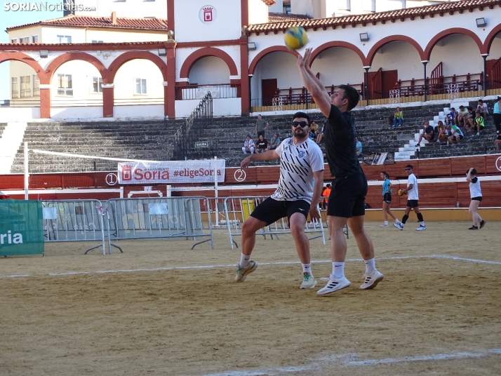 Una imagen del coso de San Benito esta tarde de domingo. 