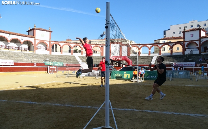 Una imagen del coso de San Benito esta tarde de domingo. 