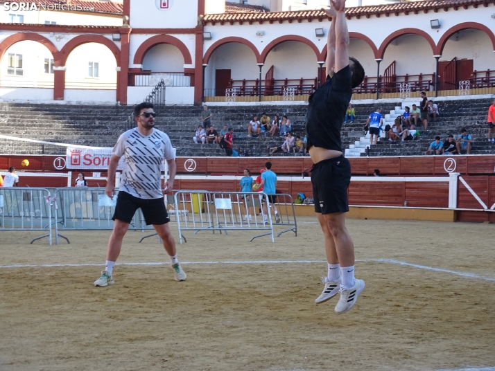 Una imagen del coso de San Benito esta tarde de domingo. 