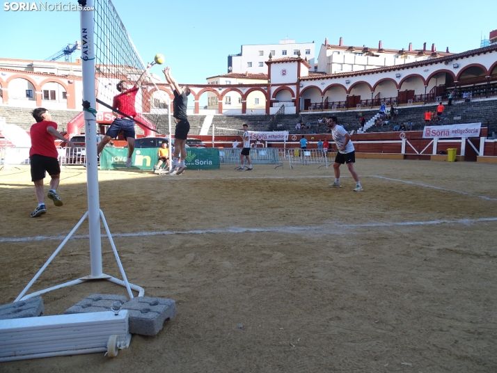 Una imagen del coso de San Benito esta tarde de domingo. 