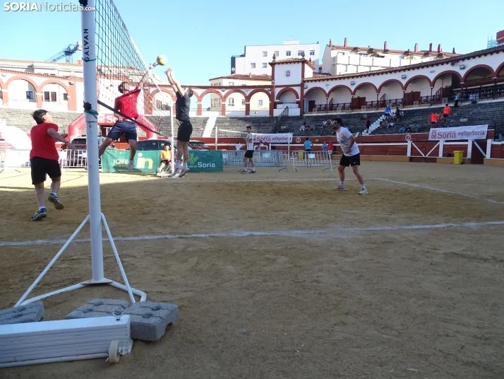Una imagen del coso de San Benito esta tarde de domingo. 